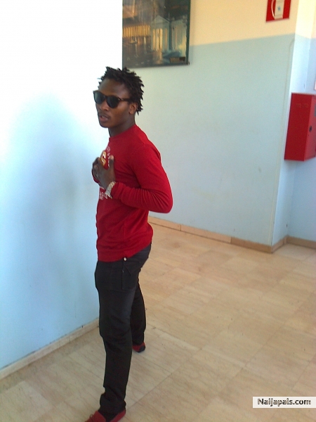  - click for next photo