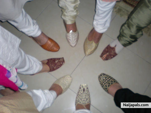 Guess , WHICH IS MINE ? ? ? ? ? ? - click for next photo