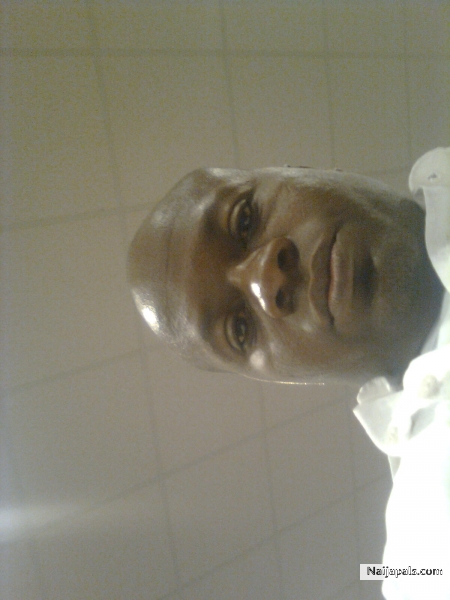 JUST MOI............ - click for next photo