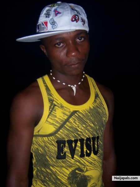  - click for next photo