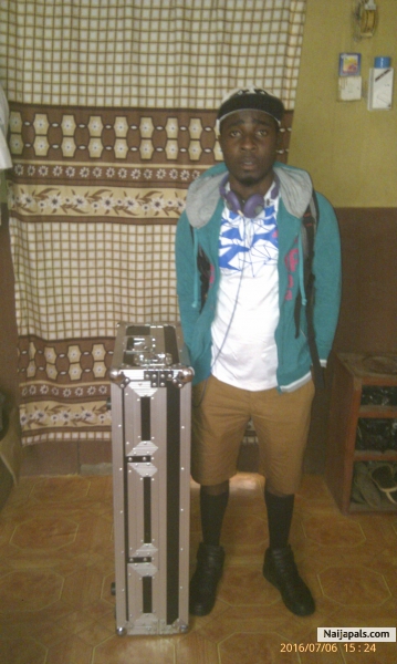 9ja dj Lukas - click for next photo