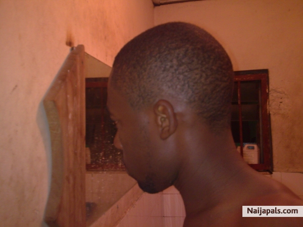  - click for next photo
