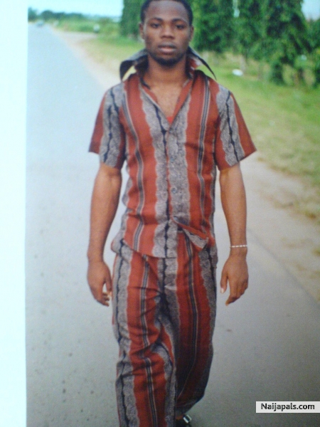  - click for next photo