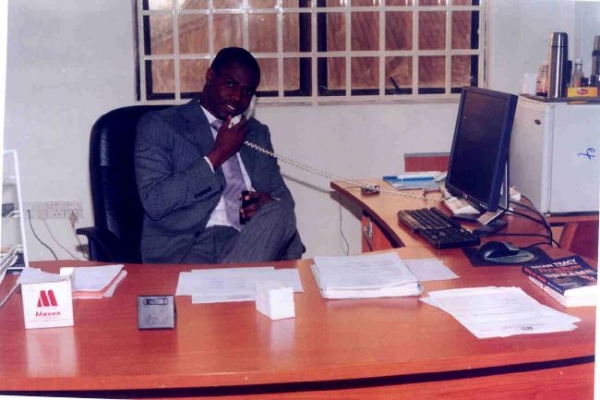 me starting the day, im ma own boss - click for next photo