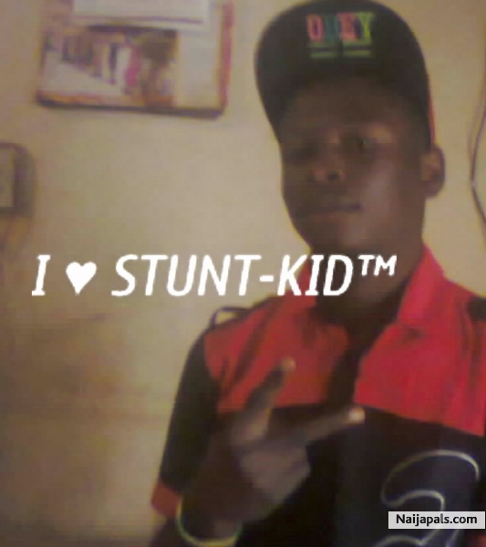STUNT-KID NEGGUR' ' - click for next photo