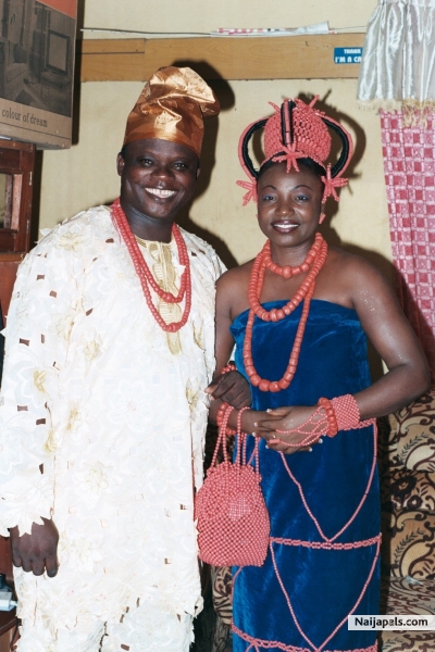 Traditional marriage celemony of omorowa - click for next photo