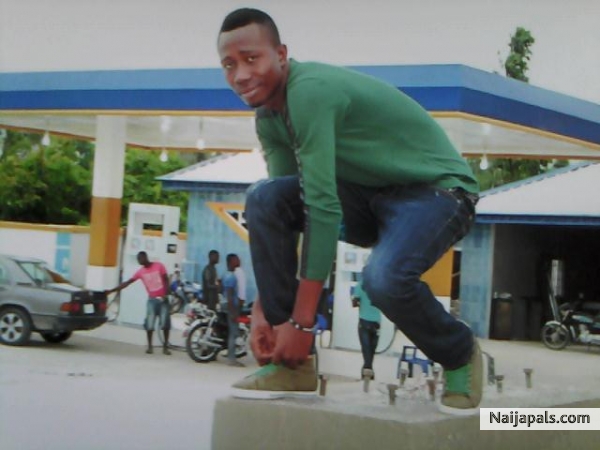 Am just a young man,close 2u, - click for next photo