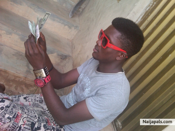 I got money n i got swag - click for next photo