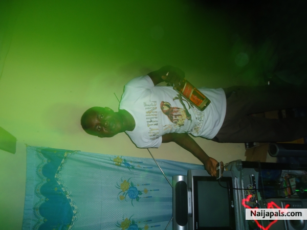 Me @ my crepl!!!!!!!!!!!!!!! Fun Fun Fun - click for next photo