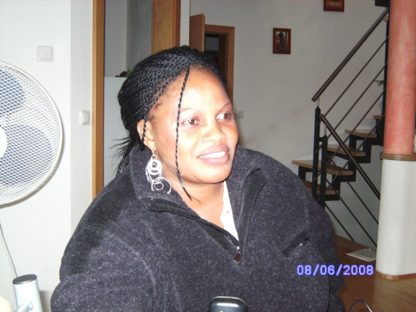 - click for next photo
