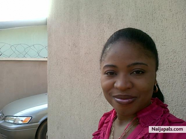 Lilian - click for next photo