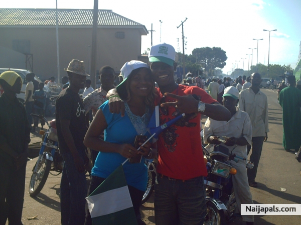 truly 9aija - click for next photo