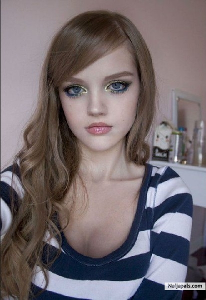  - click for next photo