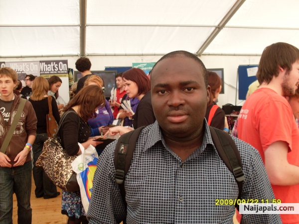 pix of me in Aberdeen - click for next photo