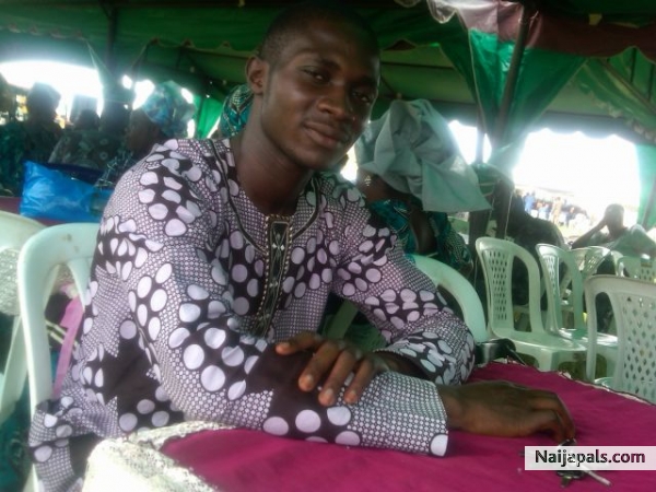 Glory to be God Almighty - click for next photo