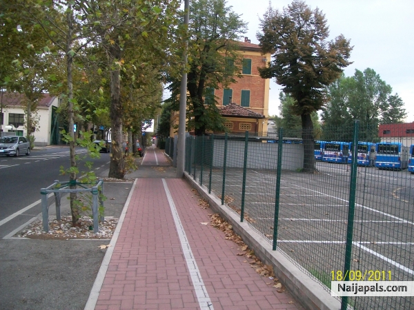  - click for next photo