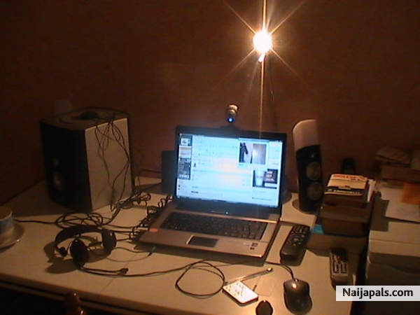  - click for next photo