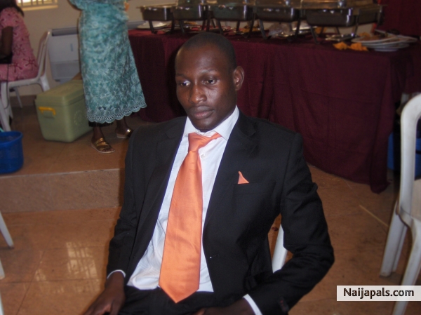 Me at a friend' s wedding.. - click for next photo