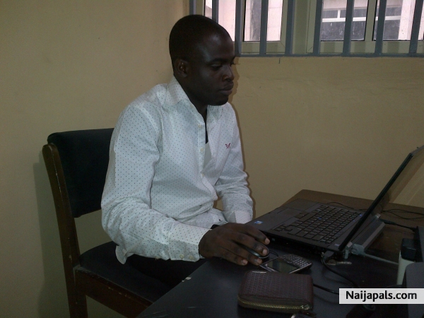 Tosin 1 - click for next photo