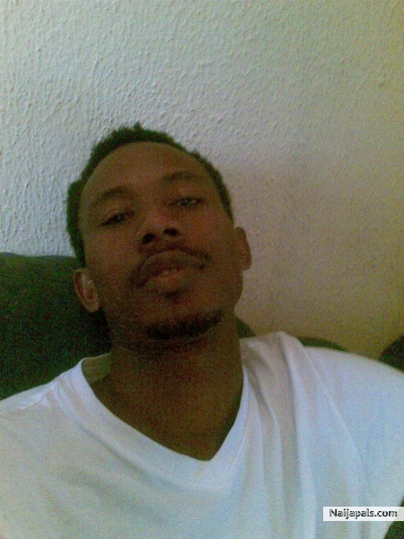 sexy dude - click for next photo