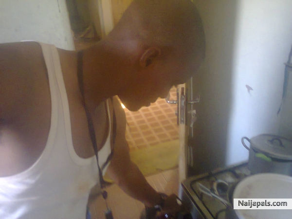  - click for next photo