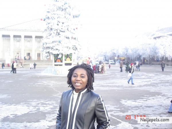  - click for next photo