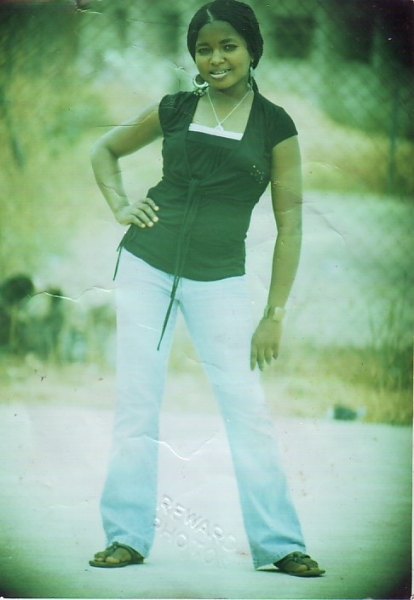  - click for next photo