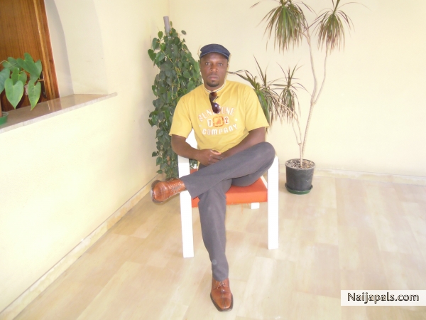 hello to my fellow nigeria - click for next photo