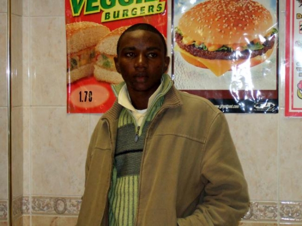  - click for next photo