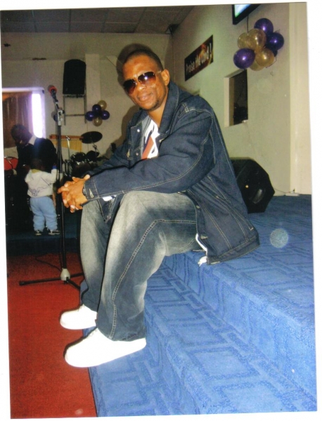 AFRO/HIP HOP - click for next photo