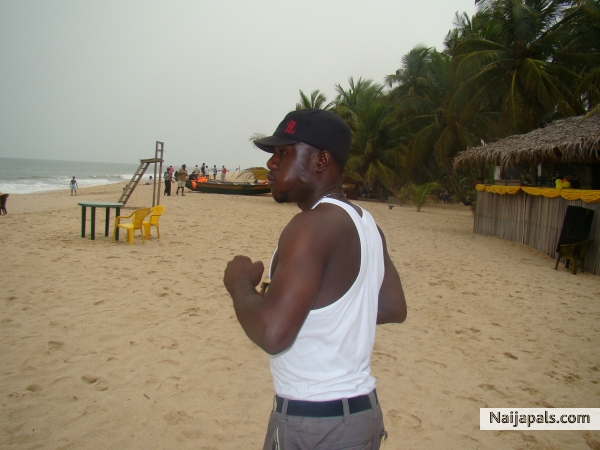  - click for next photo