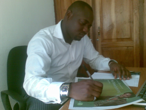 still working @ d office a year later - click for next photo