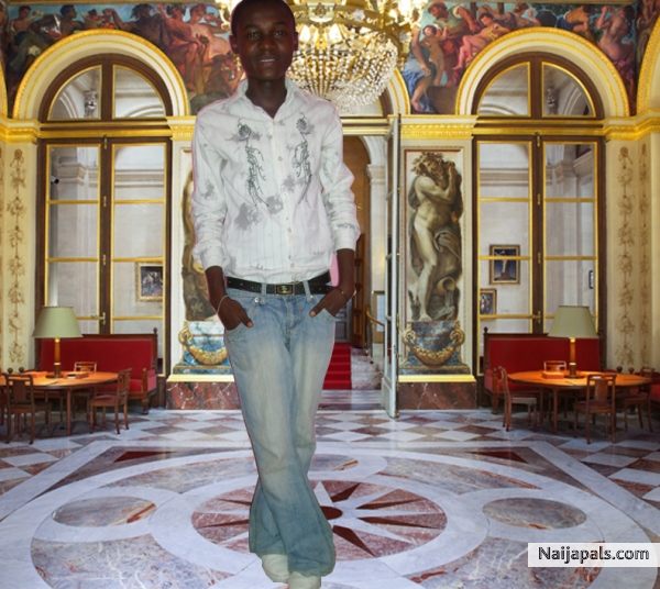  - click for next photo