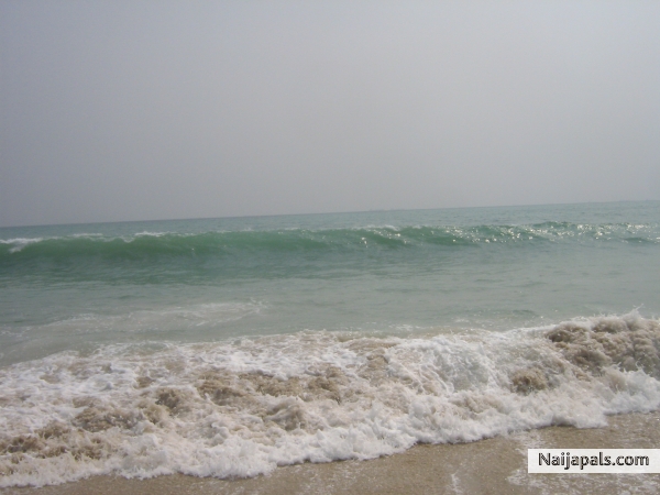  - click for next photo