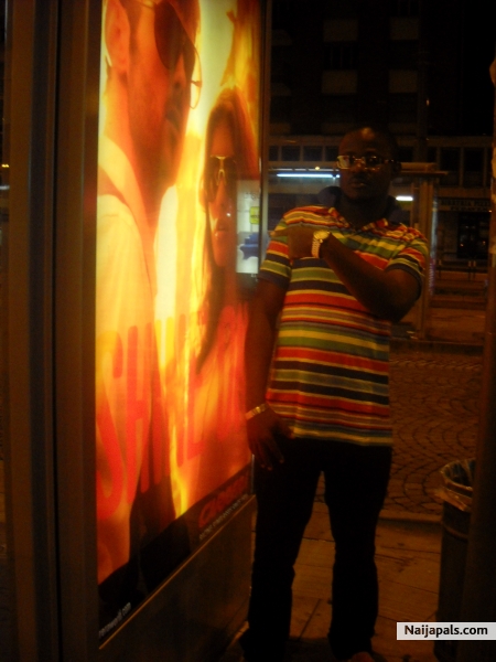  - click for next photo
