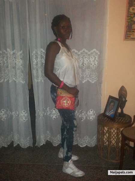  - click for next photo