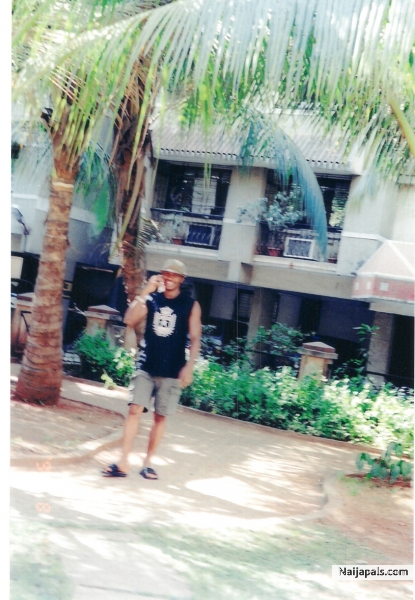  - click for next photo