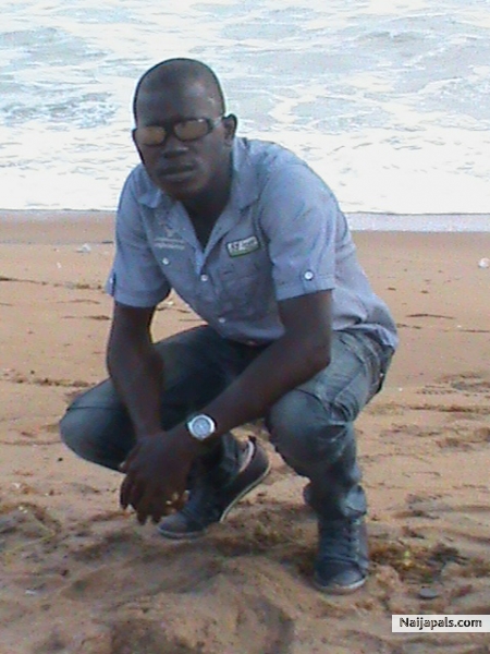 Just Chilling @ d beach - click for next photo