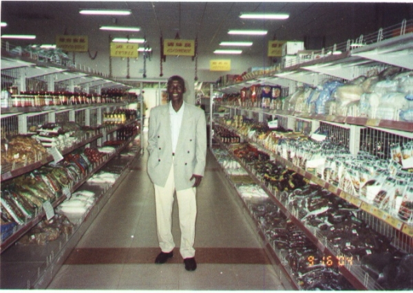 CHRIS IN LOME,TOGO - click for next photo