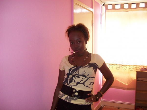  - click for next photo