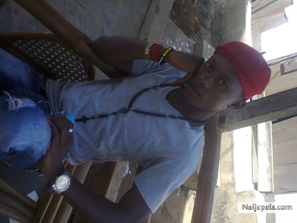  - click for next photo