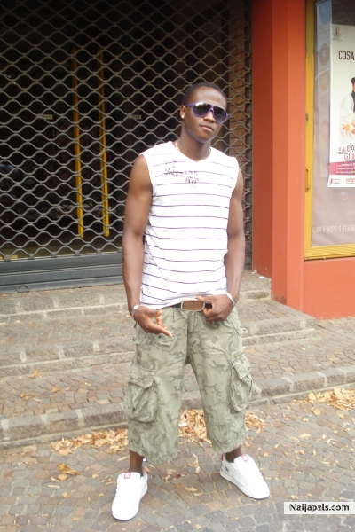  - click for next photo
