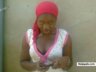 Am endowed by G - click for next photo