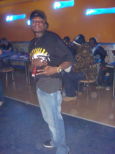  - click for next photo