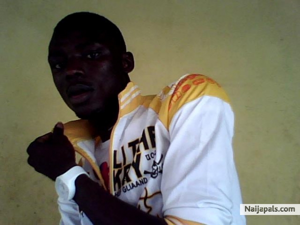 D.k1ne - click for next photo
