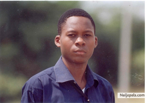 my school days........year 1,see? still fresh! - click for next photo