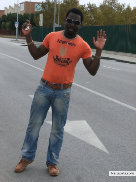  - click for next photo
