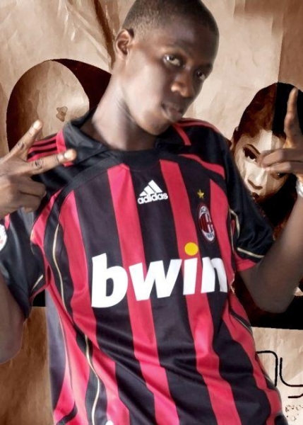 milan guy right? but hell no - click for next photo