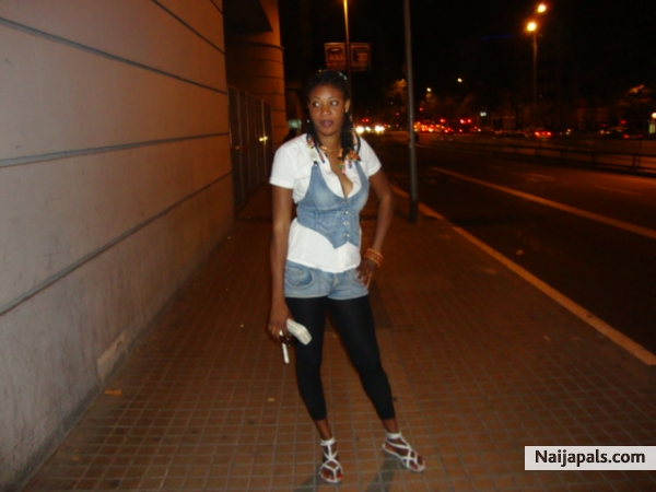 - click for next photo