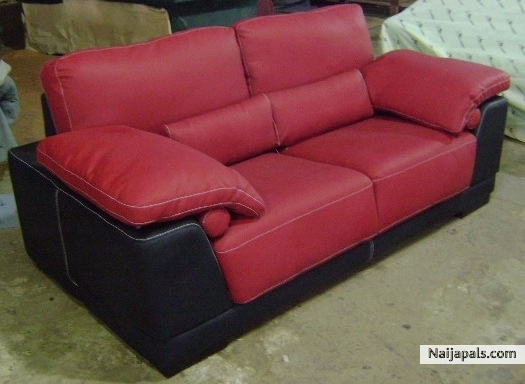 HOME SETTEE - click for next photo